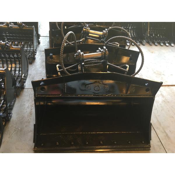 Hot Excavator Digger Hydraulic Mini Excavator Tilt Bucket Excavator Attachments For Sale