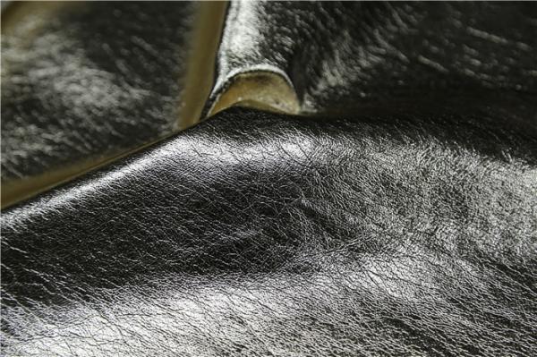Cloth Fabric Faux Leather Material 0.6mm Untearable In Mettalic Gold Color