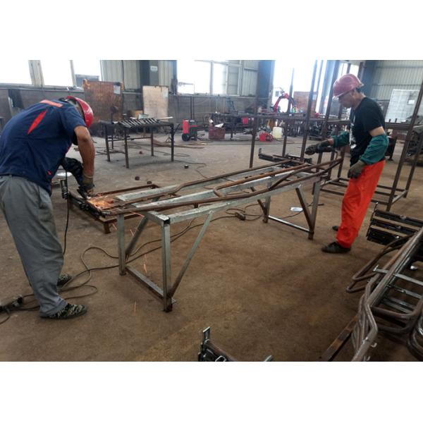 Hot Dip Galvanized Treatment Pig Farrowing Crate Farrowing Pen With Slat Flooring