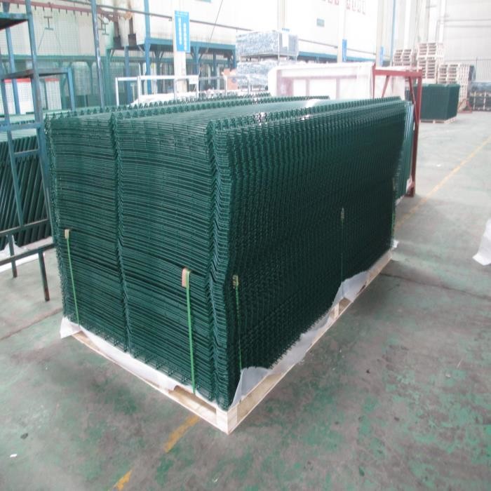 4.8mm Thick Wire V Bend 3D Curved Fence Anti-theft Barrier for Mine Plant & Sand Yard
