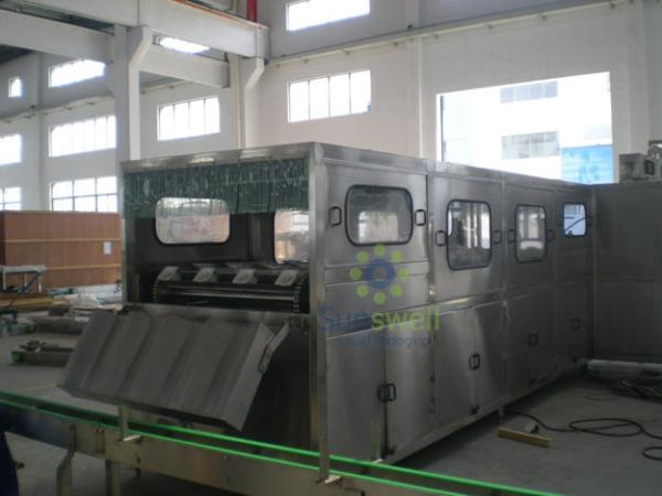 Máquina de enchimento de aço inoxidável 2400BPH da água de 5 galões 300Barrel/Hour com capacidade grande