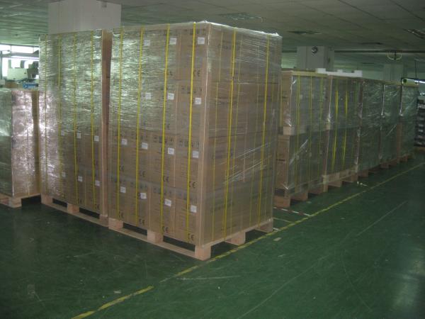A proteção do impulso Lcd + alta freqüência em linha conduzida levanta 120vac para o escritório