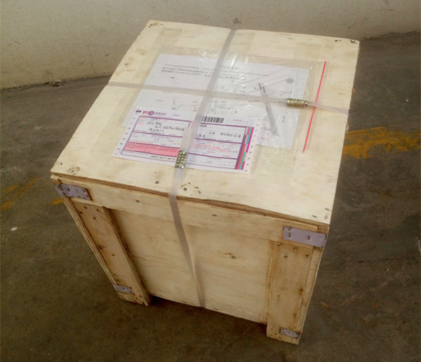 Стальная материальная пластиковая прессформа штранг-прессования для жары ломая машину штрангпресса прокладки