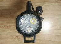 Lumen élevé mené rechargeable tenu dans la main évalué supérieur de Distabce de longue poutre de projecteur