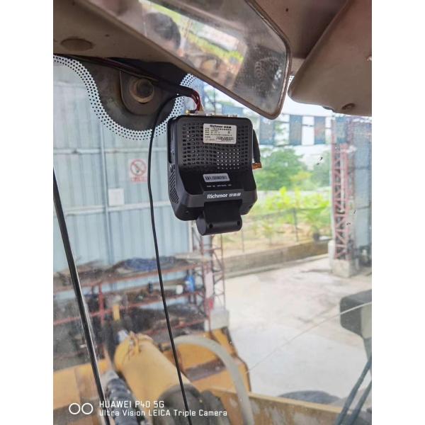 Все в одном DSM Мониторинг статуса водителя распознавание лица 4CH 1080p транспортное средство мобильный DVR