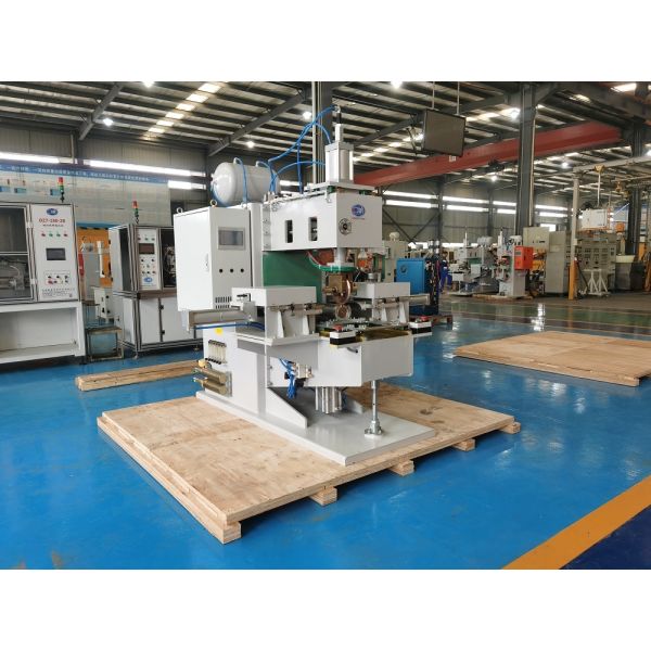 Automatic Rolling Tunnel Resistance Seam Welder For Special Roller Stainless Low Carbon Steel Wire Mesh Filter Element