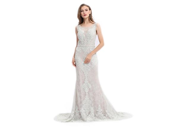 Simple Design Lace Fabric European Style Evening Dresses White Color With Sash