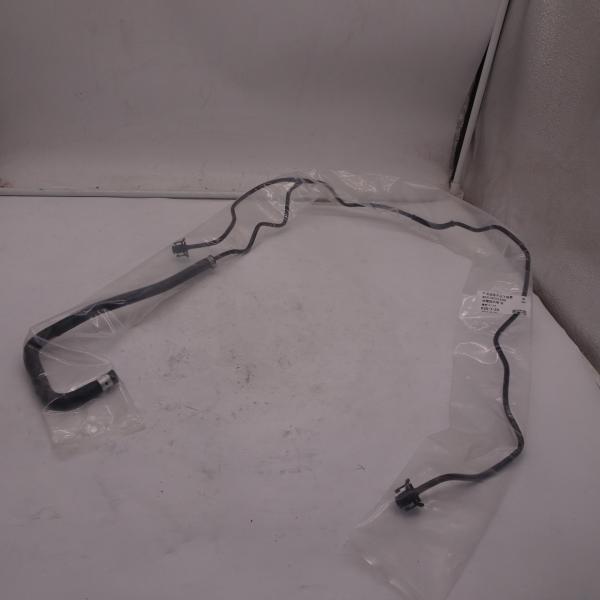 Hot new Ford Focus water tank return pipe BV618C012DD original factory