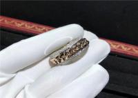 Une bague en or de 18 carats pour mariage / fiançailles.