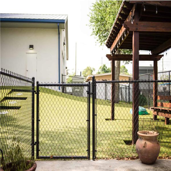 Outdoor 40x40mm Black Steel Chain Link Fence Portable Pvc Coated Post