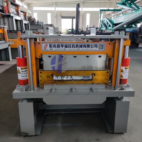 Heavy Duty 430 Standing Seam Metal Roof Machine 600mm Feeding Width 14 Row Molding