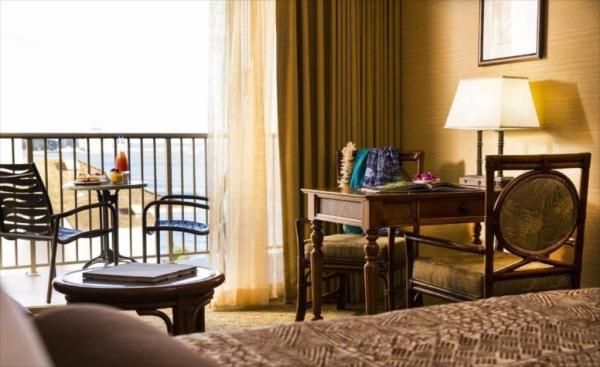 Phi Phi Don holiday hotel teak solid wood hotel bedroom furniture with TV cabinet table and luxury sofa set