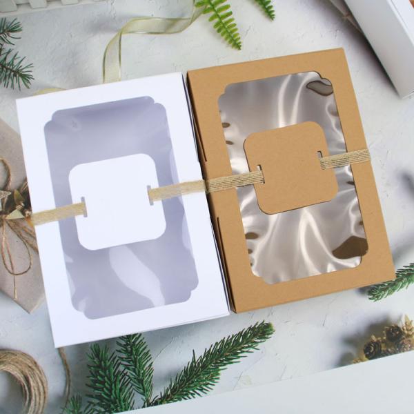 Open Window Biodegradable Kraft Paper Food Packaging Container 22*15*7cm