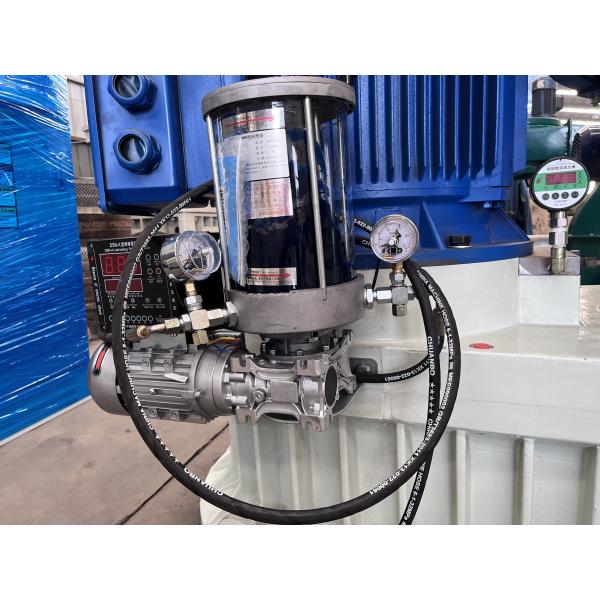 Molino industrial de pellets de madera con bomba de grasa automática para la lubricación de rodamientos de rodillos