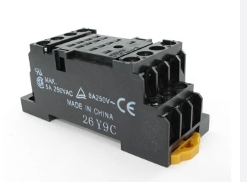 PYF14A-E OMRON 14-pin Relay Socket