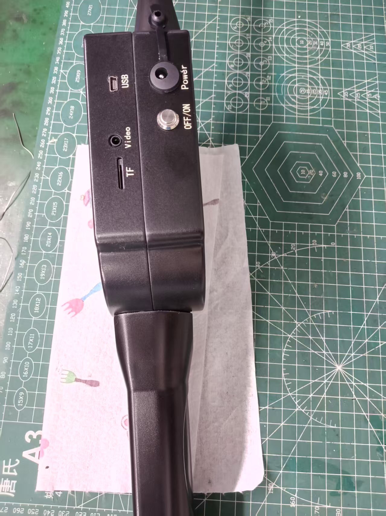 HTD-D8 Portable Industrial Video Endoscope Electric 4 Direction Bending Probe 720P Resolution For Engine Pipe Casting Inspection