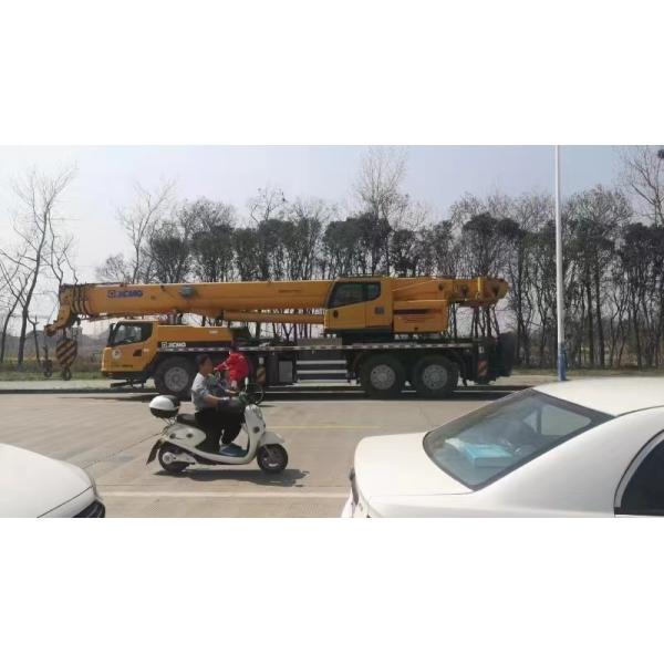 Xcmg Used Truck Cranes in 17 Years After-sales Service Maximum Lifting Weight of 16t