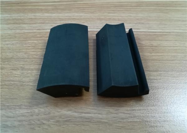 Oil Resistance Die Cut Molded Rubber Parts For Industrial Machine Various Color