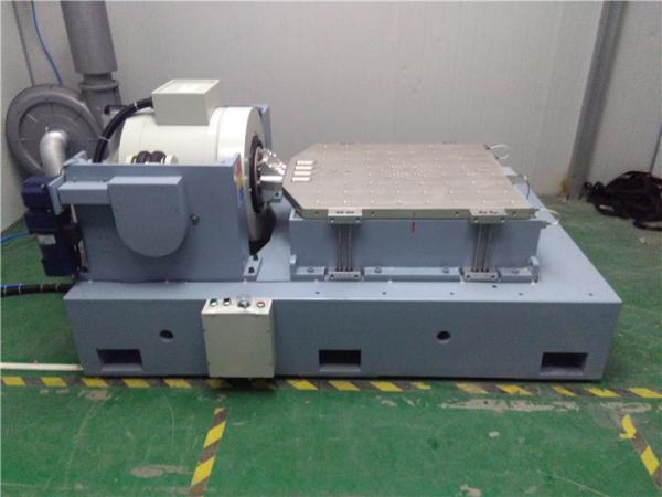 Equipamento de testes da vibração do laboratório com as tabelas do deslizamento para IEC60601-1-11-201
