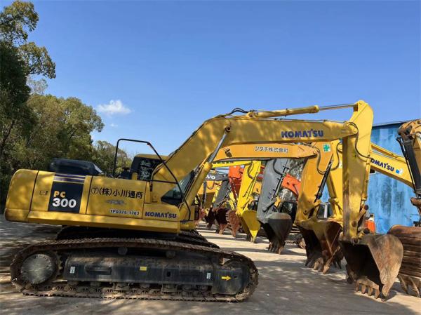 Good Condition Komatsu PC300 Hydraulic Crawler Excavator For Construction