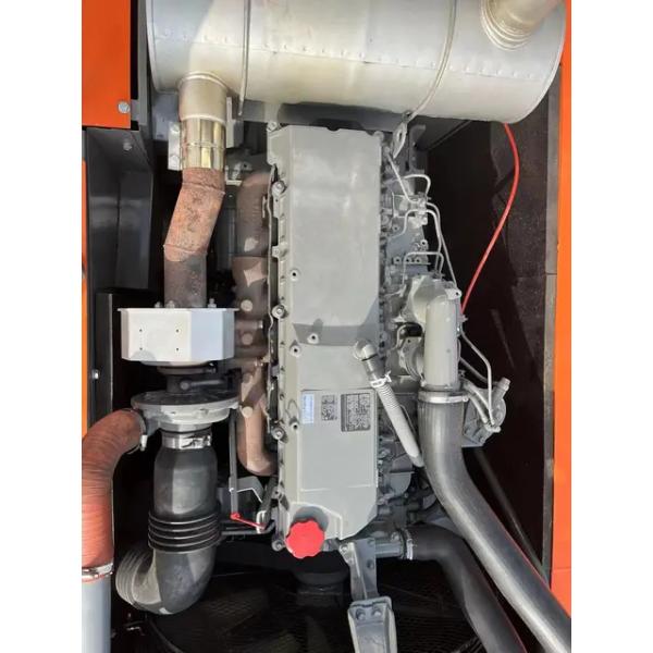 Подержанный экскаватор Hitachi 350, старый строительный аппарат