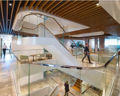15mm Clear Toughened Curved Glass for Frameless Cantilever Panels Grouted into Floor Channel