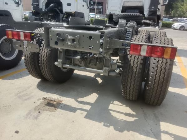 Sinotruk HOWO 6X4 Cargo Truck 400hp 12 Wheels TX Cab