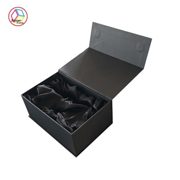 Роскошные пустые духи кладут дизайн в коробку формы прямоугольника бумаги с покрытием творческий