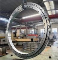 Tourne-disque Grand anneau pivotant portant trois rangées de rouleaux avec cage en alliage d'aluminium coulé