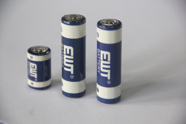 ER14505 3,6V 2700mAh Chlorure de lithium thionyle