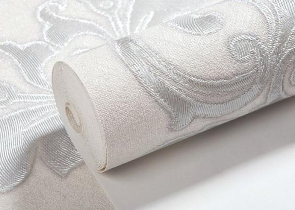 Ivory White Damask Pattern Victorian Wallpaper for Interior Decoration , Anti - static