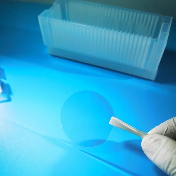 R Type 50mm Sapphire Wafer Thickness 420μm OF length (mm) 16 LED chip