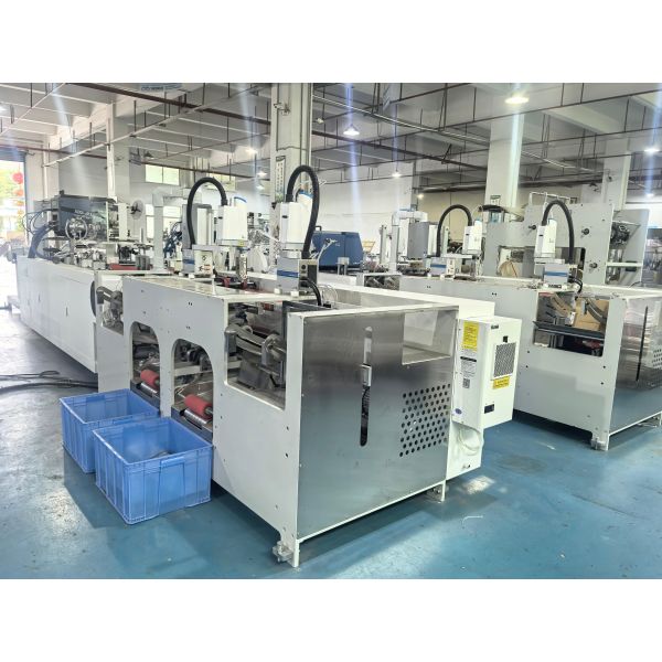 High Efficiency 168 Automatic 2 Robot Arms Twisted Rope Paper Handle Pasting Machine Stable Output for Paper Handle Line