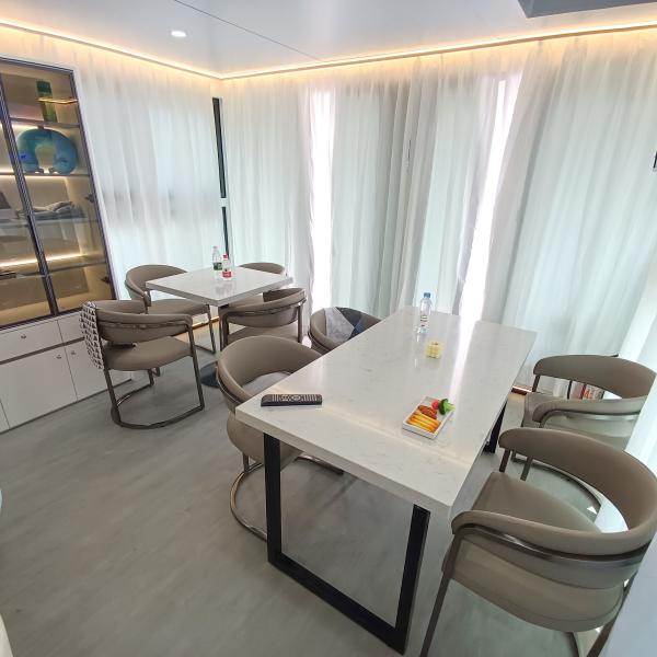 Restaurant d'aluminium, bateau, restaurant flottant Pour une expérience gastronomique élégante