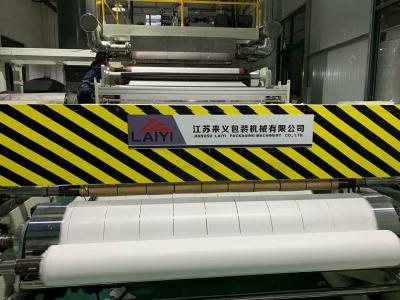 Vertically Down Melt Blown Fabric Machine Keeping Stabilize Product Quality white and blue
