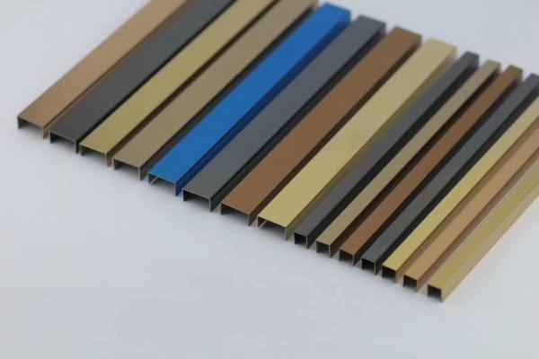 Decoração de azulejos de aço inoxidável 12mm PVD aço inoxidável U