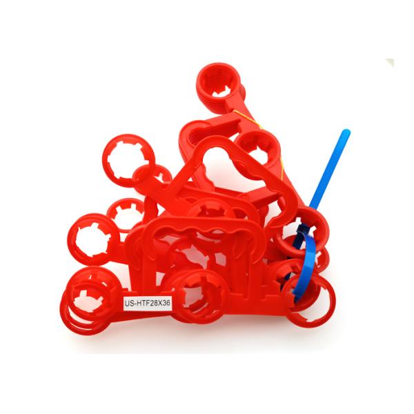 Lightweight Plastic Carry Handle For Three Bottles With Bottle Banding Clip