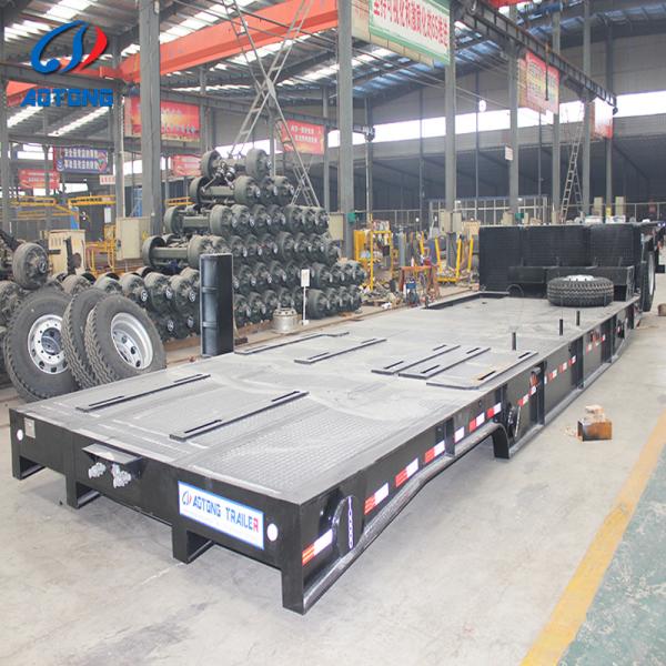 3 Axle 4 Axle Low Loader Trailer Carrying Crane Excavator Lowbed Semi Trailer With Mech Ladder