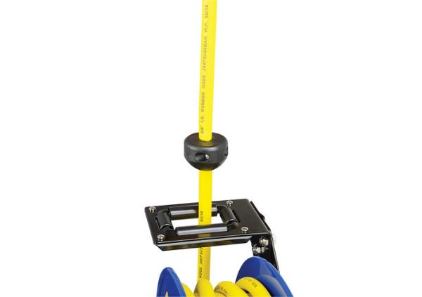 Goodyear Low Pressure 300 PSI Steel Spring Driven Air/ Water Hose Reel