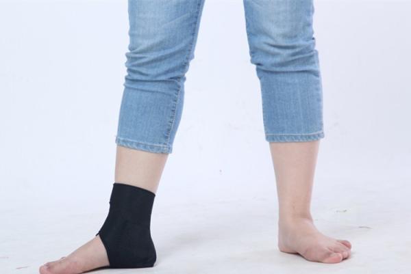 Favorisez les blessures auxiliaires de pied de traitement de courroie magnétique de cheville de circulation du sang