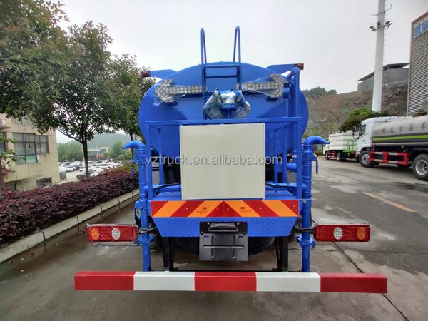 Dongfeng 4X2 Lhd 9.1CBM Cami n cisterna de transporte de água Euro 5 180HP Carro de riego di sel