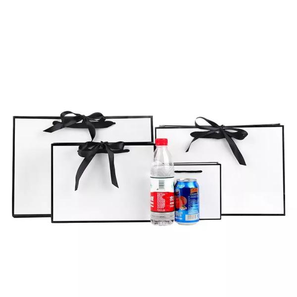 пятно 40*28*12cm лакируя розничную бумажную хозяйственную сумку для одежд