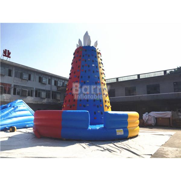 Надувной скалодром