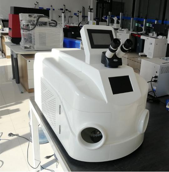 Mini 200W jewelry laser welding machine for silver gold rings pendants