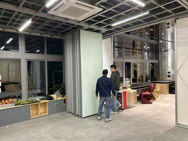 Créer un espace fonctionnel et esthétique avec un cadre en aluminium