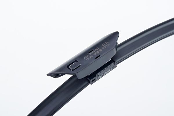 Black Performance Auto Multifunctional Wiper Fast Wiping Highly Flexible Design Universal Compatibility