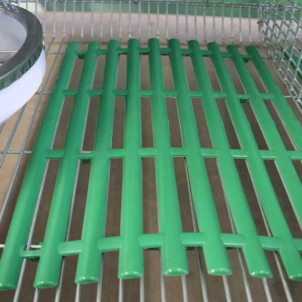 High Rearing Efficiency Rabbit Battery Cage , 50 - 80 Babies Metal Rabbit Hutch