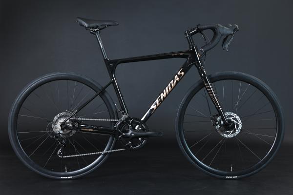 Bicicleta de estrada de fibra de carbono de alta qualidade 700C 2*9s 1*9s AL Quadro Boa forma