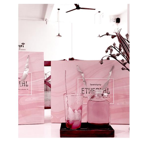 Waterproof Pink Boutique Printed Paper Gift Bags 8x4x10 odm