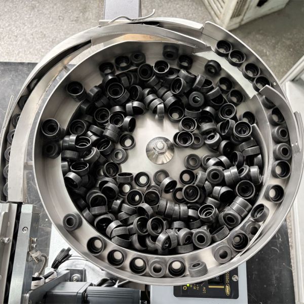 High Efficiency Automatic Rotary Feeder Bottle Lid Waterproof Cap Vibratory Bowl Feeder